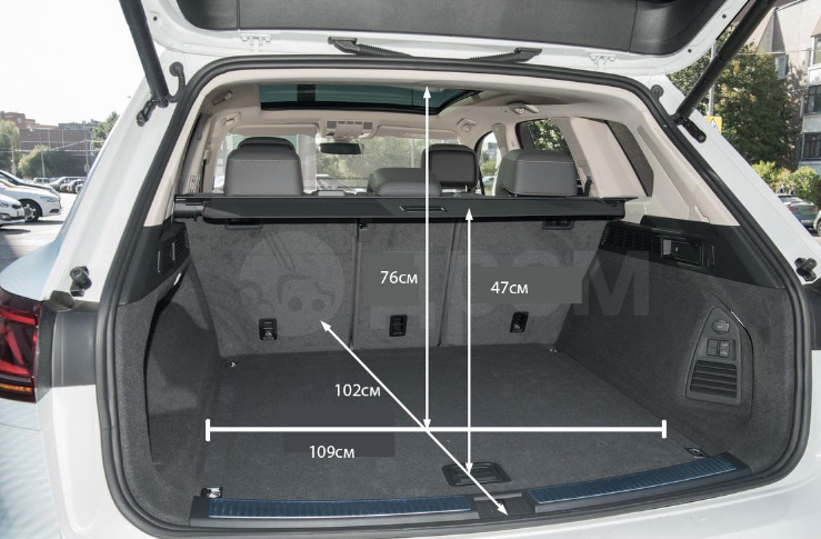 VW Touareg CR MK3 trunk